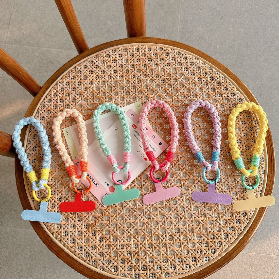 MONO-LINK | Plait Phone Charm