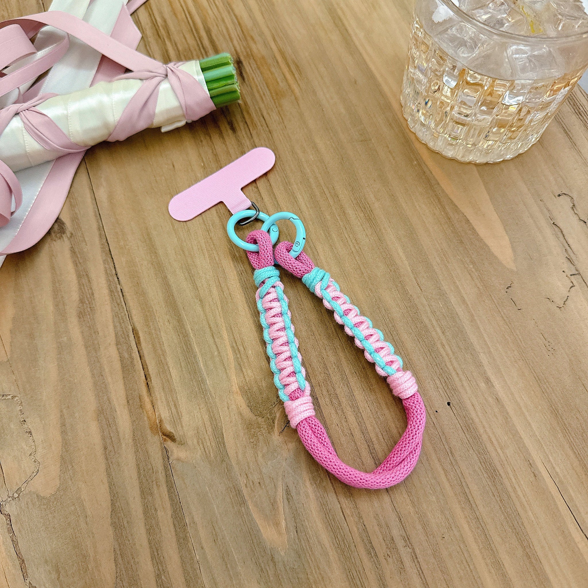 DOPA-WEAVE | Plait Phone Charm